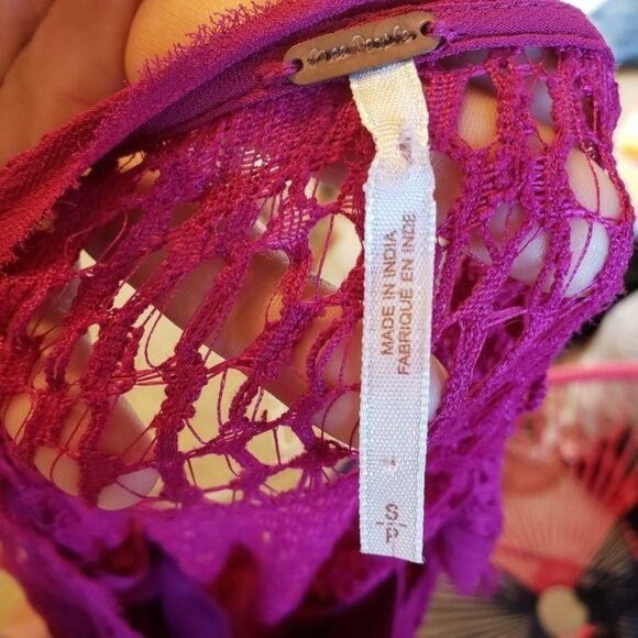 Free People Womens Magenta Lace Sleeveless V-Neck mini Dress Small - Picture 4 of 7